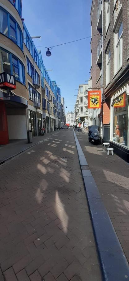Iru, Not For Parties, Not A Hotel, Room With No Kitchen Amsterdam Buitenkant foto